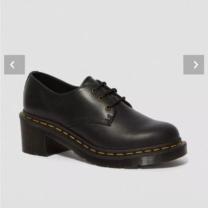 DOC MARTENS AMORY WOMEN'S WANAMA LEATHER HEELED SHOES
